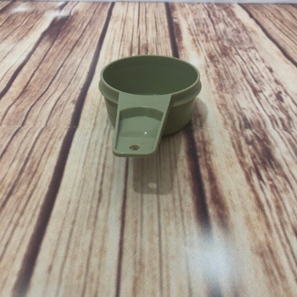 Vintage Tupperware Avocado Green Nesting Measuring Cup 3/4 CUP Replacement 762-5 - Picture 5 of 10